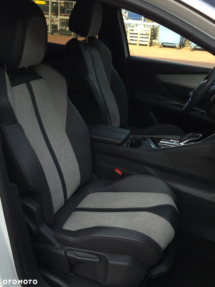 Peugeot 3008 1.6 PureTech Hybrid4 PHEV GT Pack S&S EAT8 - 20