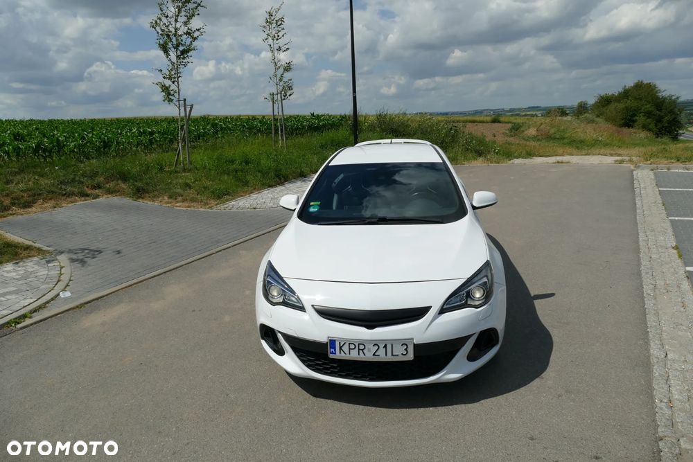 Opel Astra IV GTC OPC - 6