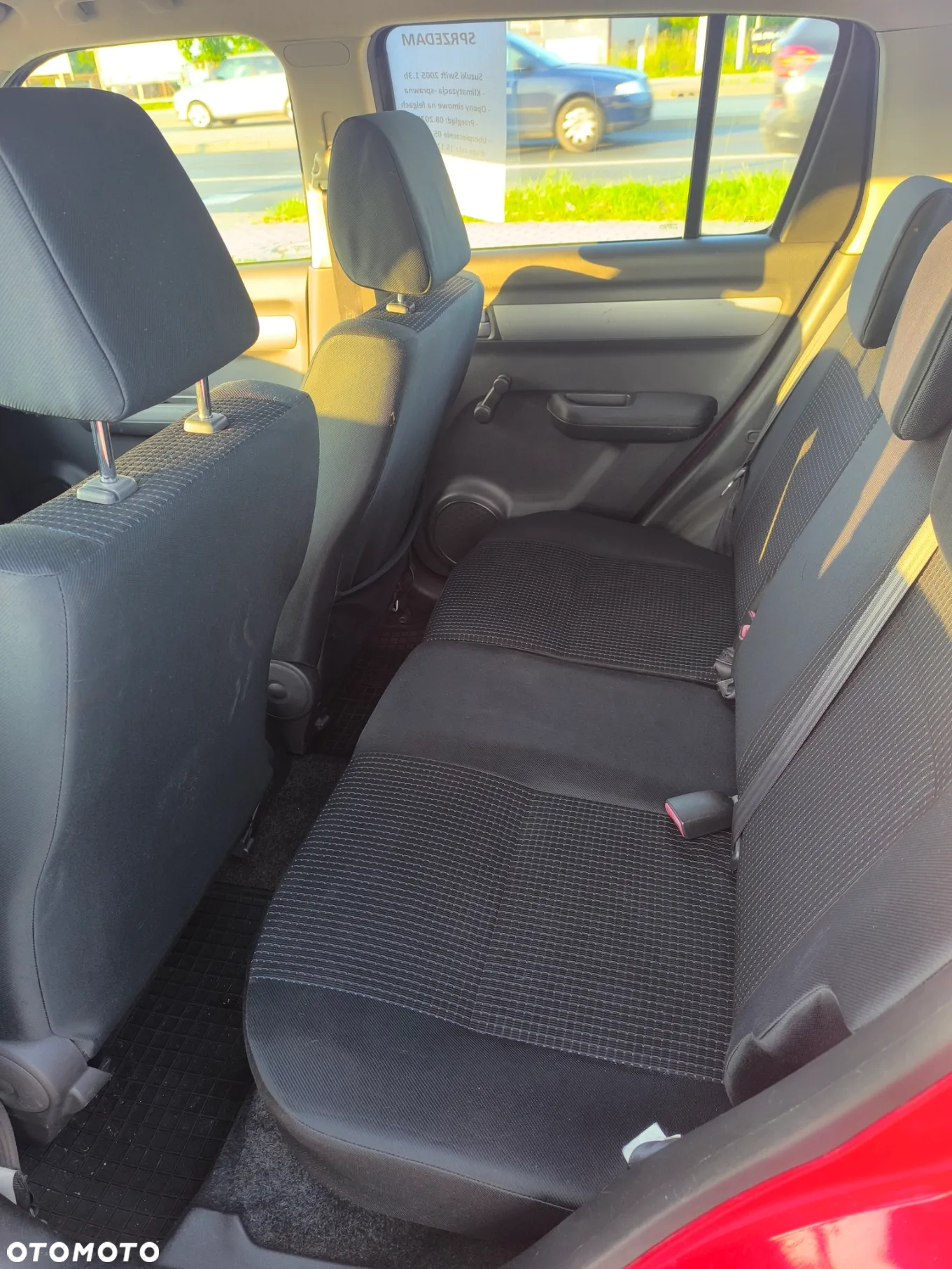 Suzuki Swift 1.3 Club - 6
