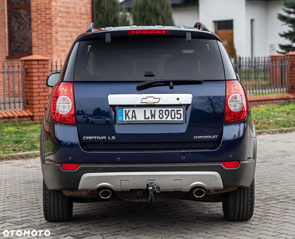 Chevrolet Captiva 2.4 2WD 7 Sitzer LS - 11