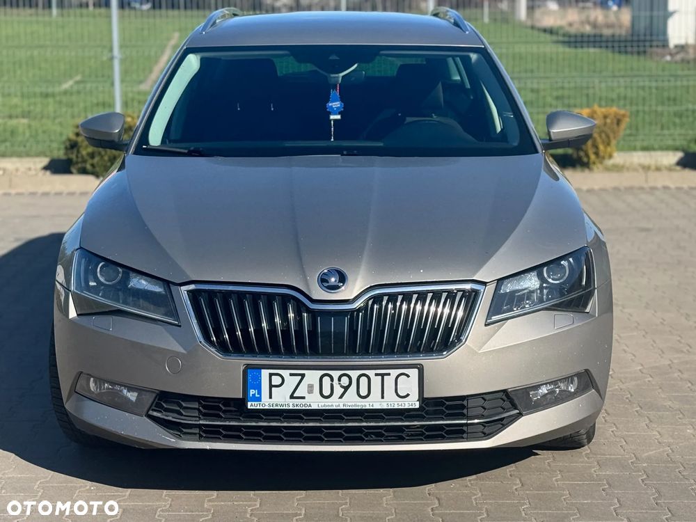 Skoda Superb 2.0 TDI Style DSG