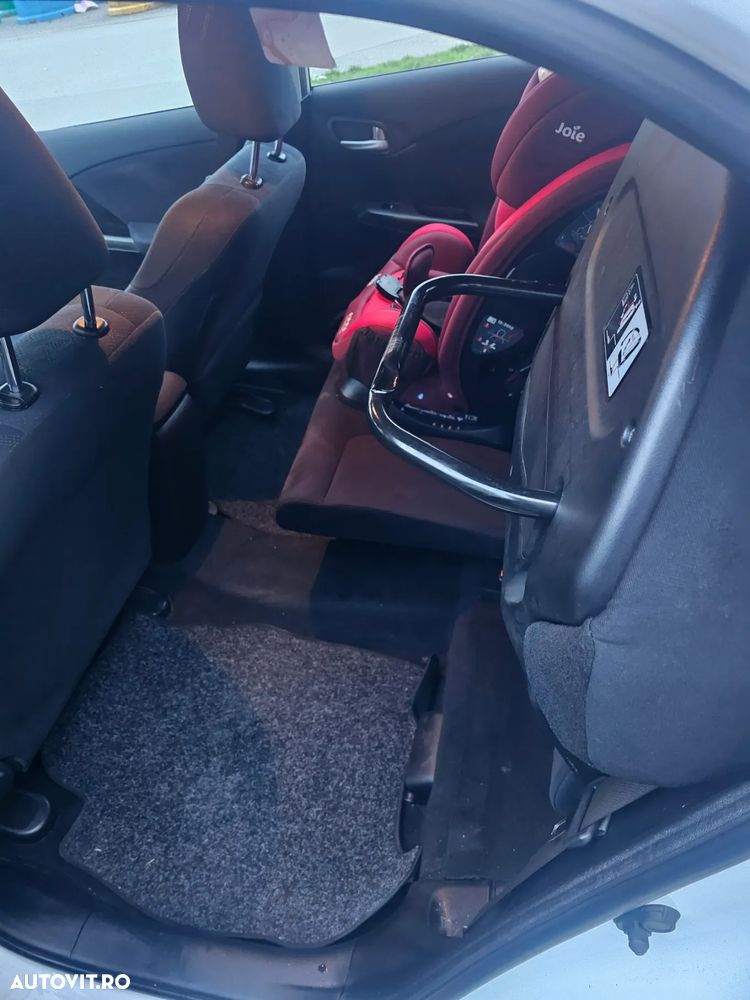 Honda Civic 1.6 i-DTEC MT S - 12