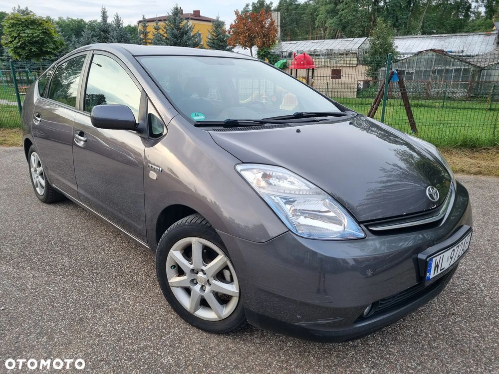 Toyota Prius 1.5 VVT-i Sol - 29