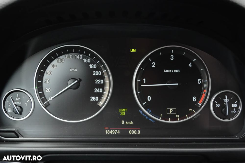 BMW Seria 5 520d Sport-Aut. - 19