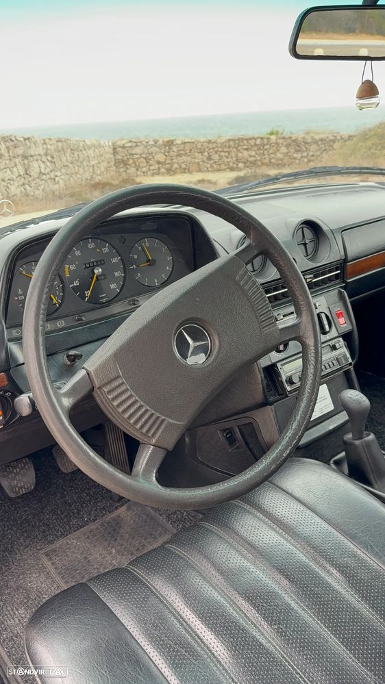 Mercedes-Benz W123 (1976-1986) - 11