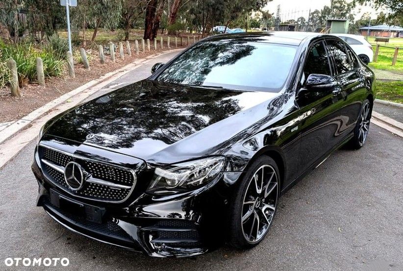 Mercedes-Benz Klasa E - 2