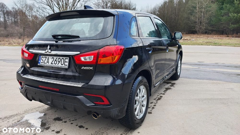 Mitsubishi ASX - 14
