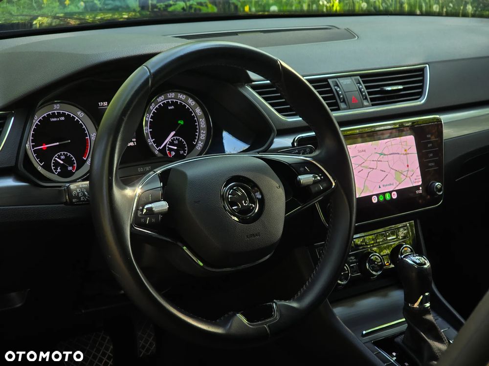 Skoda Superb 2.0 TDI SCR 4x4 Style DSG - 13
