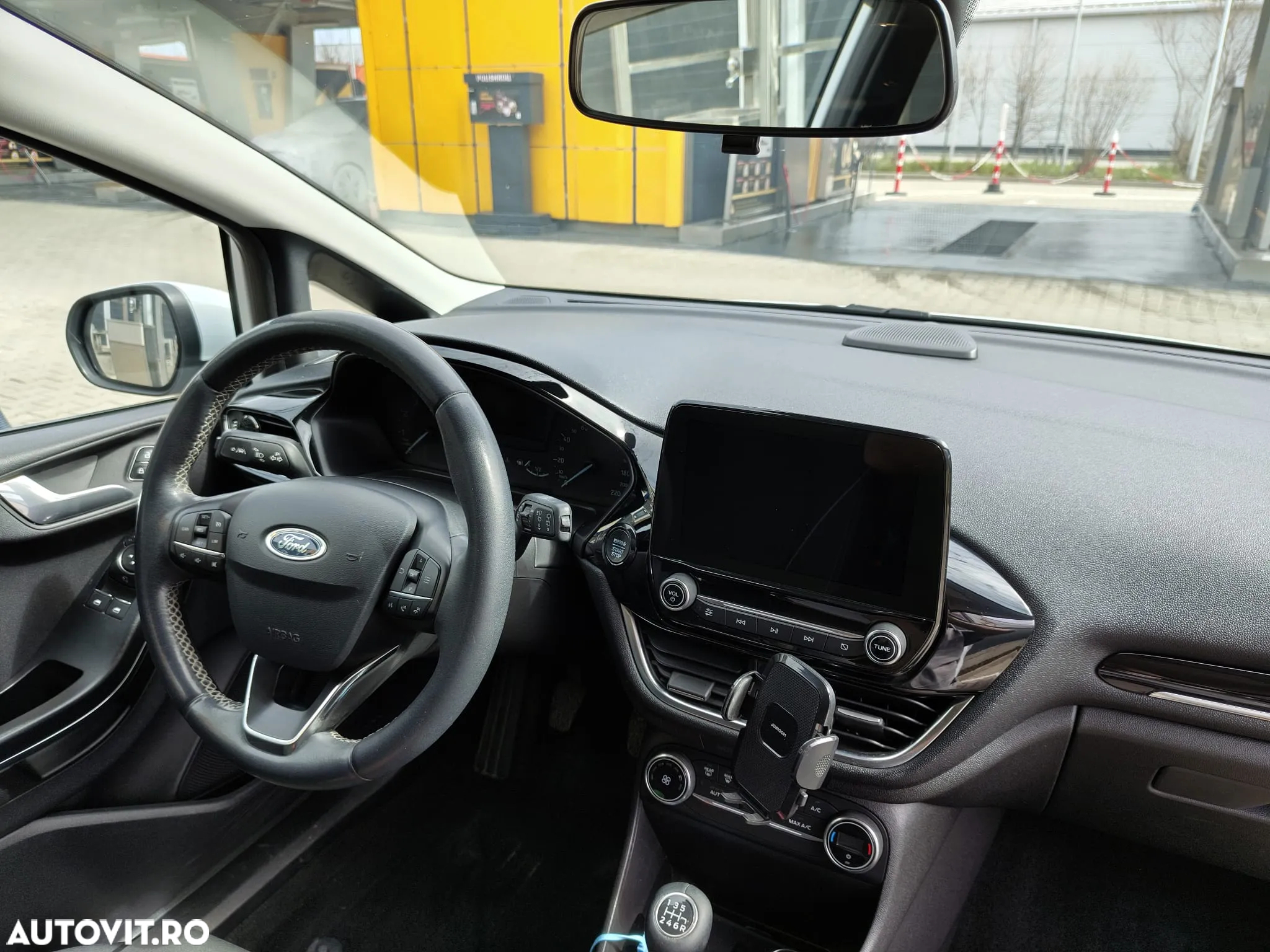 Ford Fiesta 1.0 EcoBoost Titanium - 9