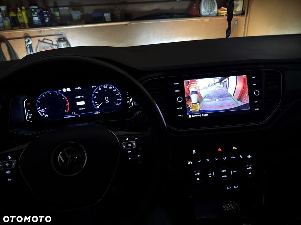 Volkswagen T-Roc 1.5 TSI GPF ACT Premium - 14