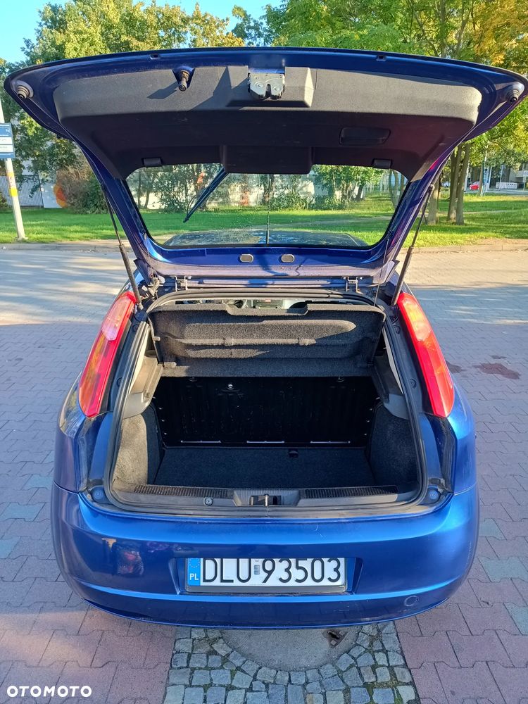 Fiat Grande Punto - 16