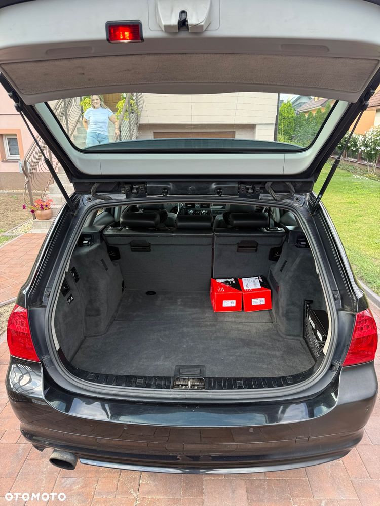 BMW Seria 3 320d - 17