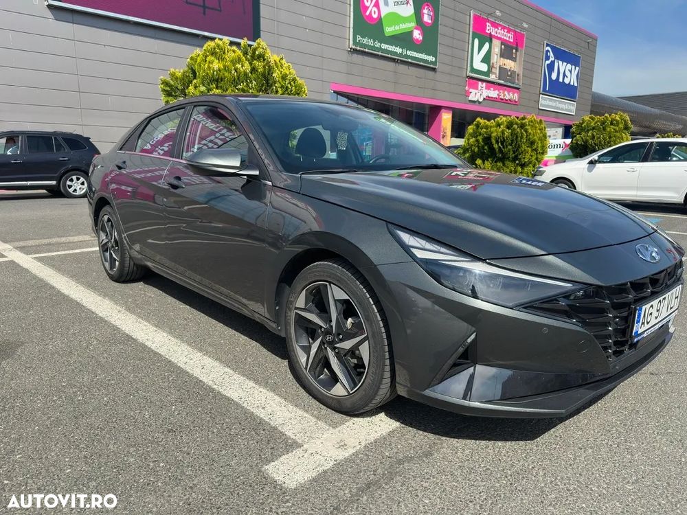 Hyundai Elantra 1.6 l 123 CP CVT Exclusive - 1