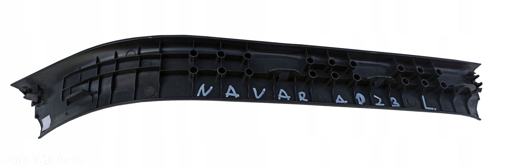 NAVARA D23 IV NP300 OSŁONA PROGU LEWY TYŁ EUR - 2