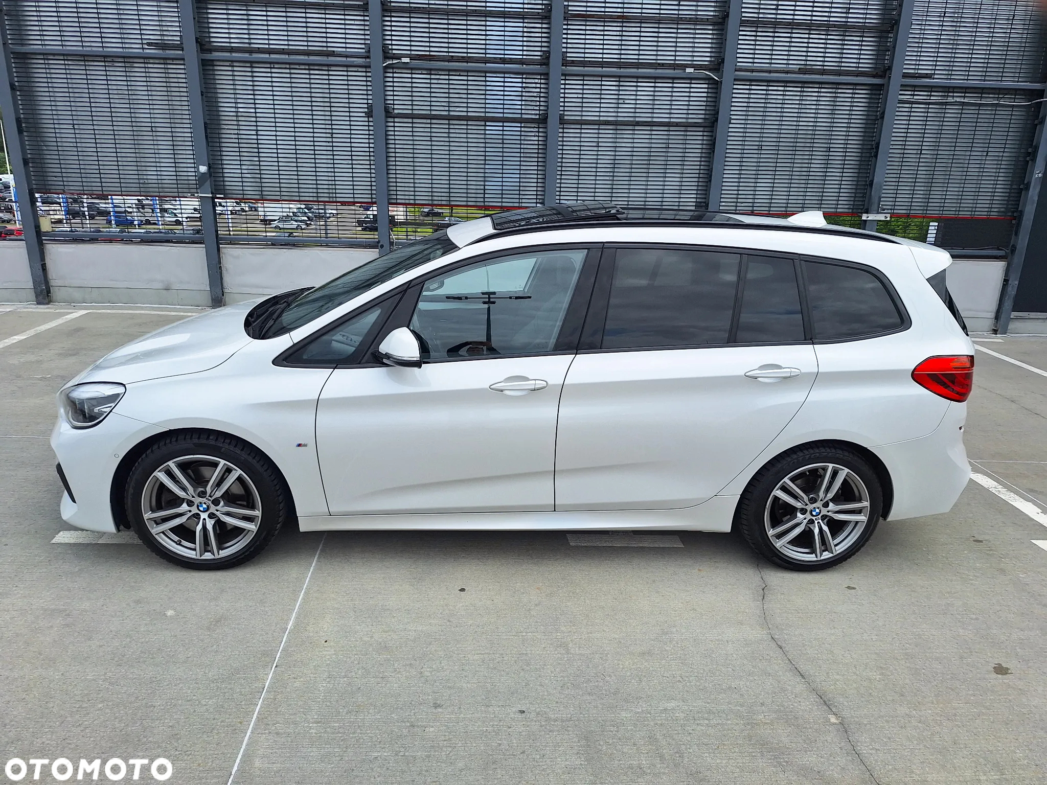 BMW Seria 2 220i GT M Sport - 8