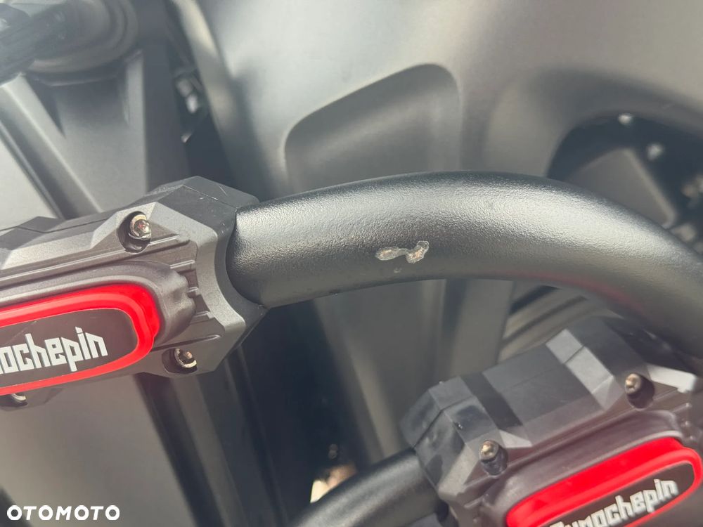 Yamaha MT - 8