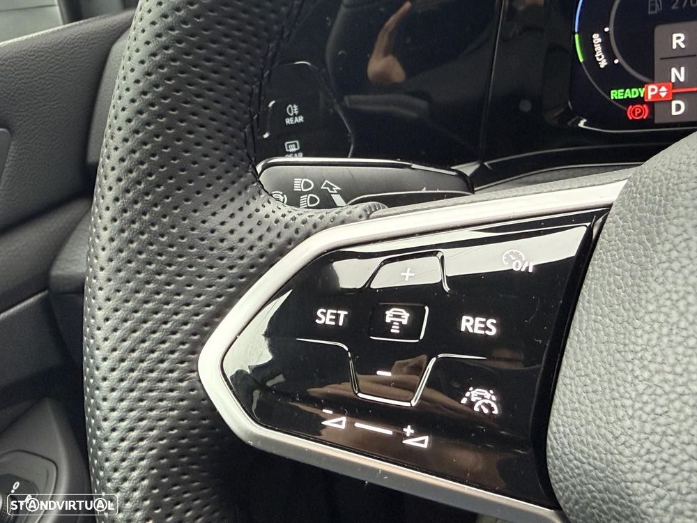 VW Golf 1.4 TSI GTE+ DSG - 29