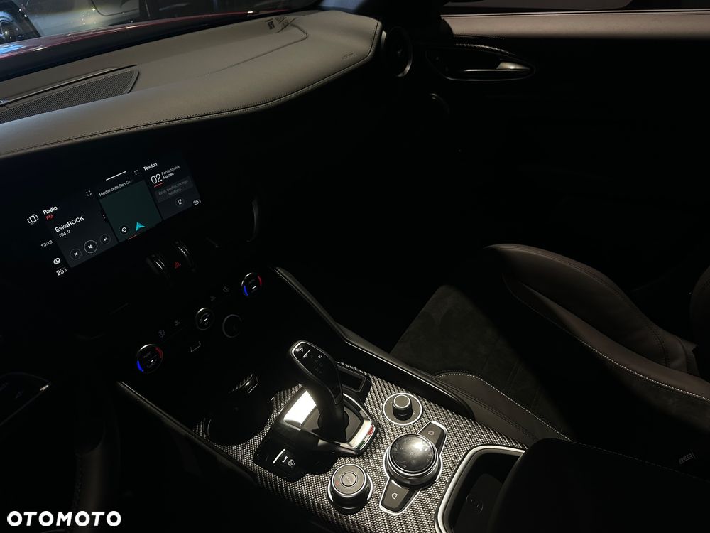 Alfa Romeo Giulia - 24