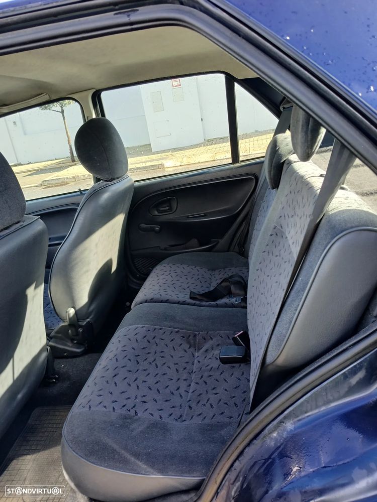 Citroën Saxo - 8