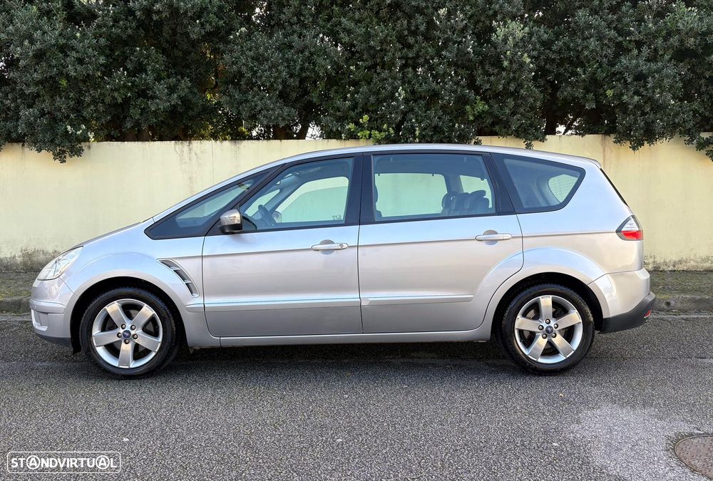Ford S-Max 1.8 TDCi Titanium 7L - 26
