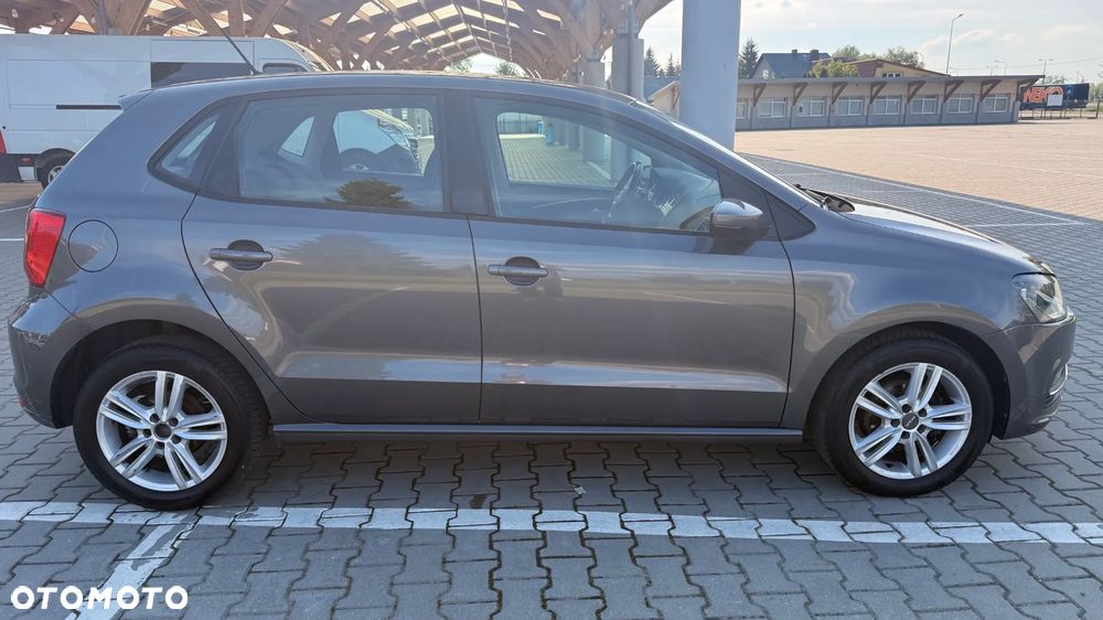 Volkswagen Polo 1.4 TDI (Blue Motion Technology) DSG Comfortline - 4
