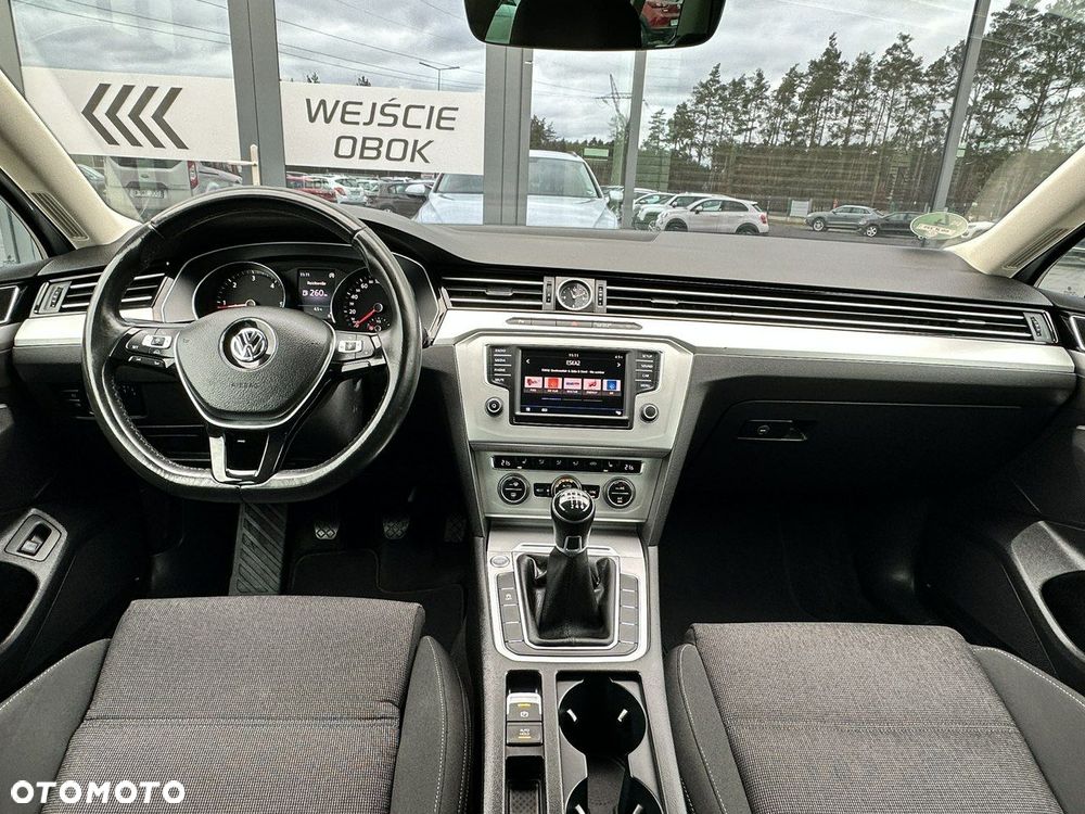 Volkswagen Passat Variant 2.0 TDI SCR Comfortline - 9