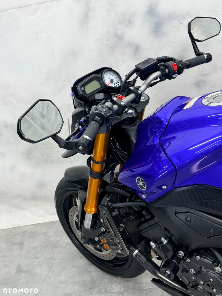 Yamaha FZ8 - 7