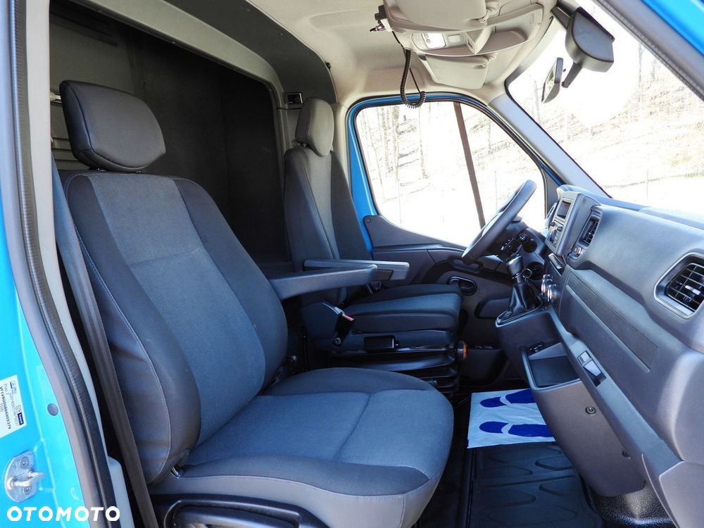 Renault MASTER PLANDEKA WINDA 8 PALET WEBASTO TEMPOMAT LEDY PNEUMATYKA KLIMATYZACJA  165KM - 38