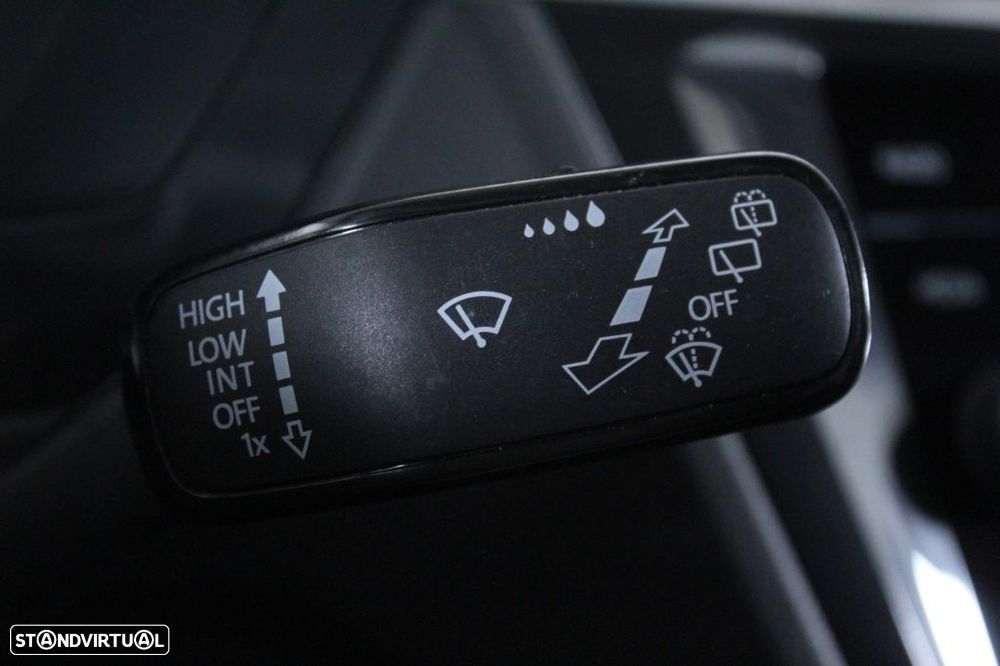 VW Tiguan 1.6 TDI Confortline - 26