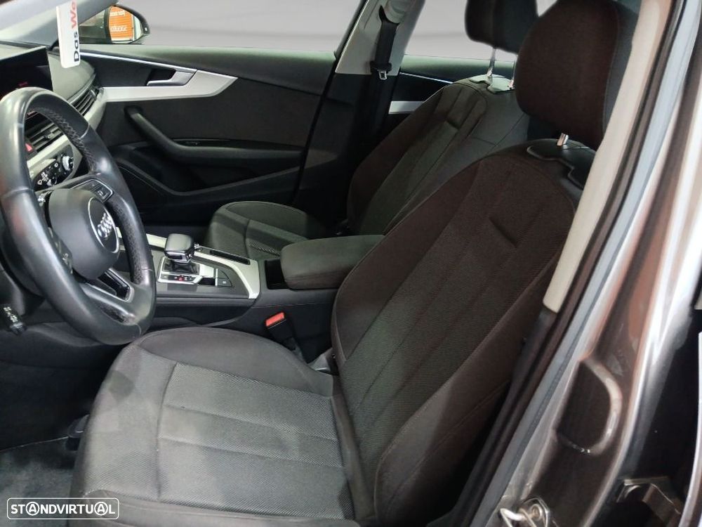 Audi A4 Avant 30 TDI S tronic — fotografia 15