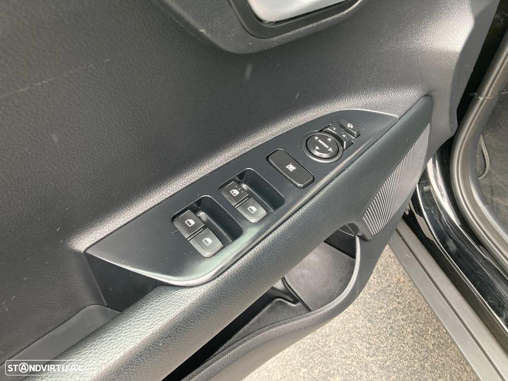 Kia Stonic 1.0 T-GDI DCT OPF Platinum Edition - 36