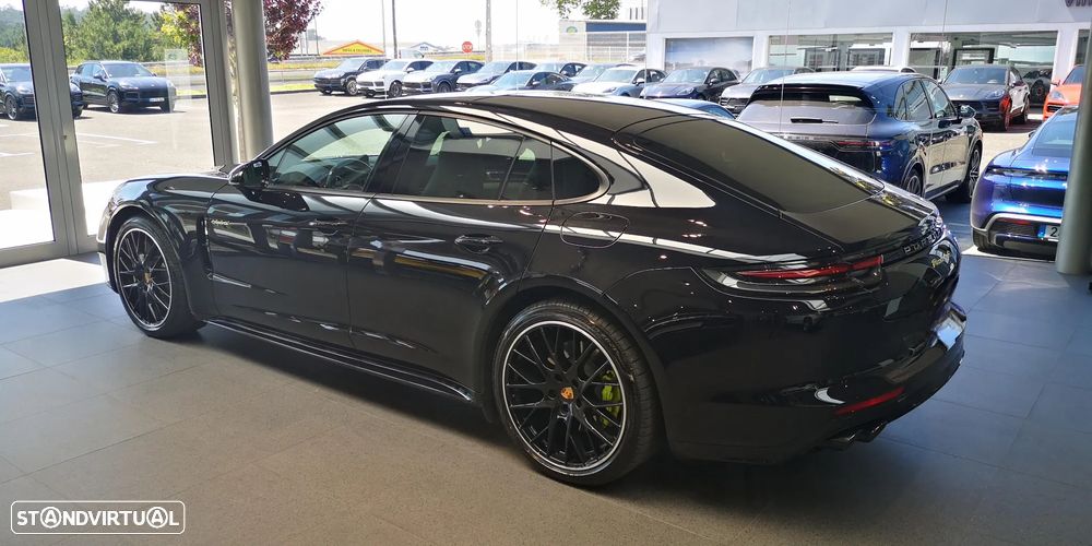 Porsche Panamera 4 E-Hybrid - 23