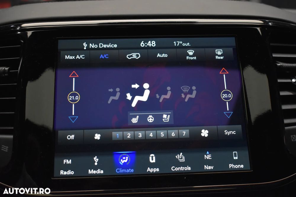 Jeep Grand Cherokee - 18