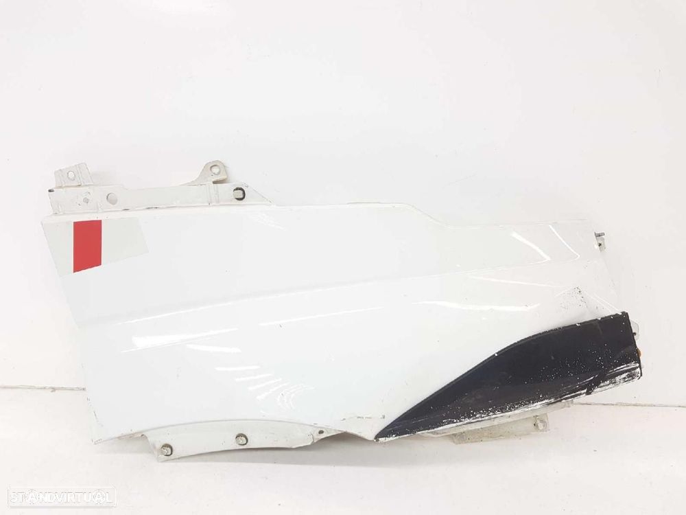 GUARDA-LAMAS FRENTE DIREITO IVECO DAILY FURGÓN - 1