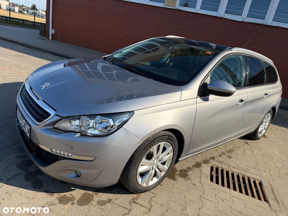 Peugeot 308 1.6 BlueHDi Allure S&S - 25