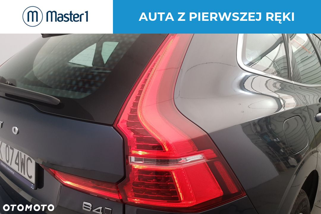 Volvo XC 60 B4 D AWD Momentum Pro - 16