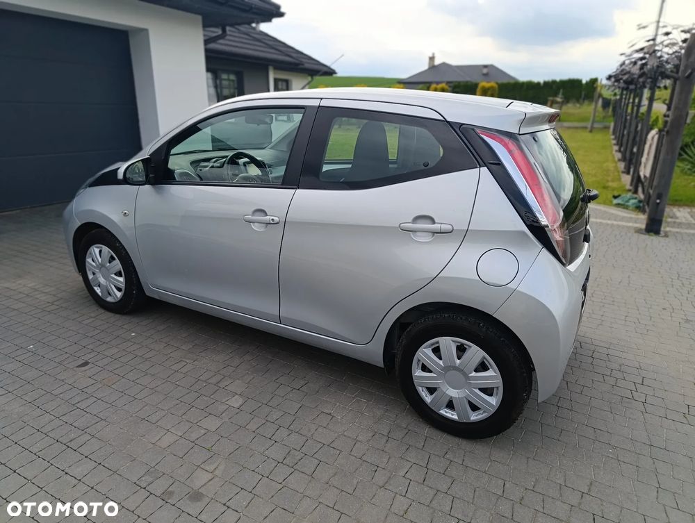Toyota Aygo - 16