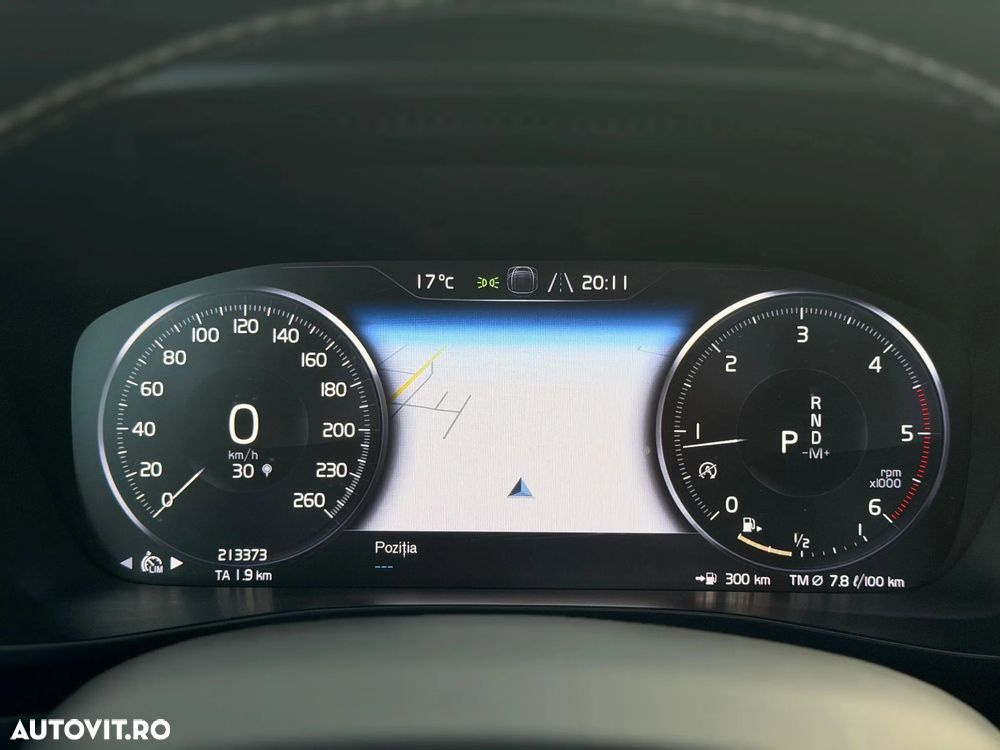 Volvo XC 40 D4 AWD Geartronic R-Design - 15
