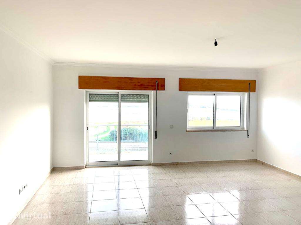 Apartamento em Azambuja, Azambuja - Grande imagem: 4/15
