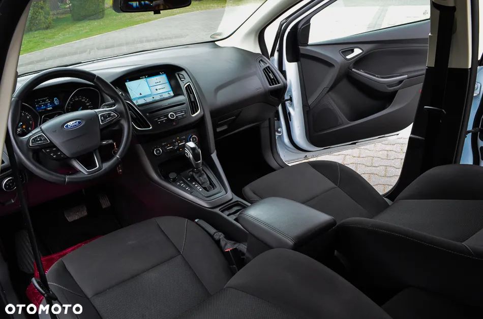 Ford Focus 1.0 EcoBoost Active X - 32