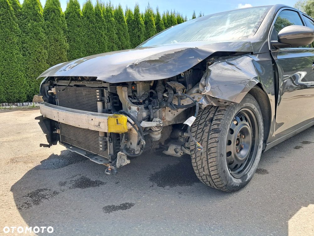 Peugeot 308 - 6