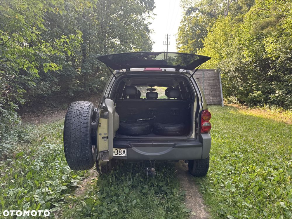 Jeep Cherokee - 7