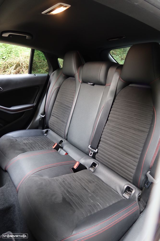 Mercedes-Benz CLA 220 d Shooting Brake AMG Line Aut. - 11