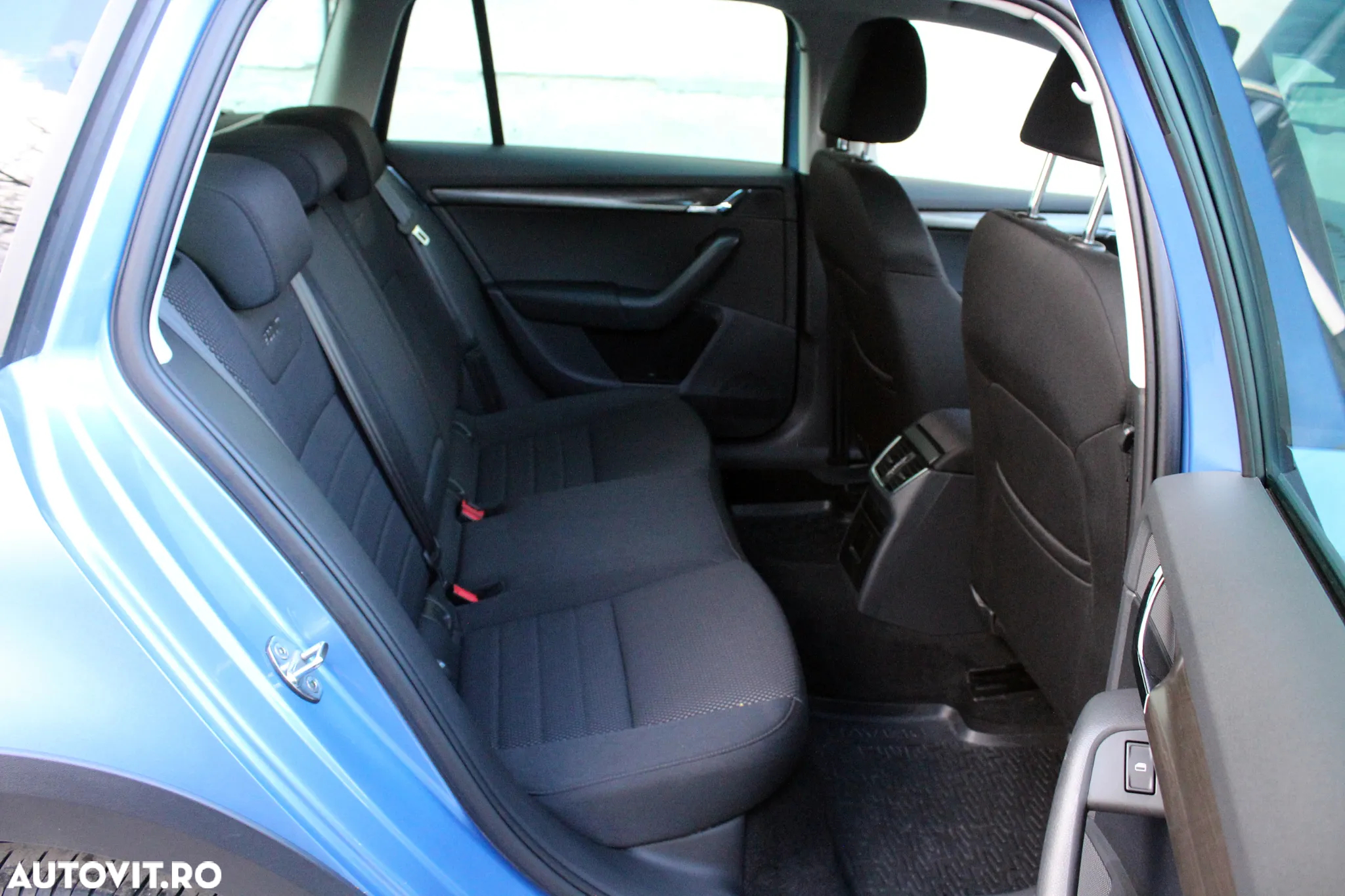 Skoda Octavia 2.0 TDI 4x4 Scout - 8