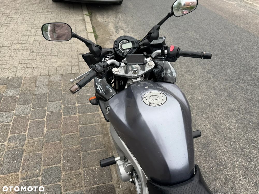 Yamaha FZ6 - 9
