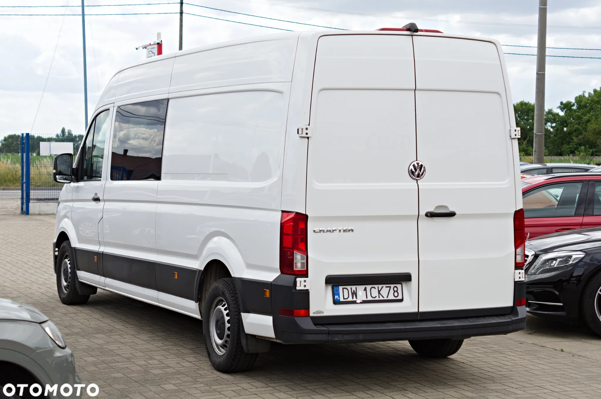 Volkswagen Crafter brygadówka 6 osób, ładowność 1177kg, Krajowy - 6