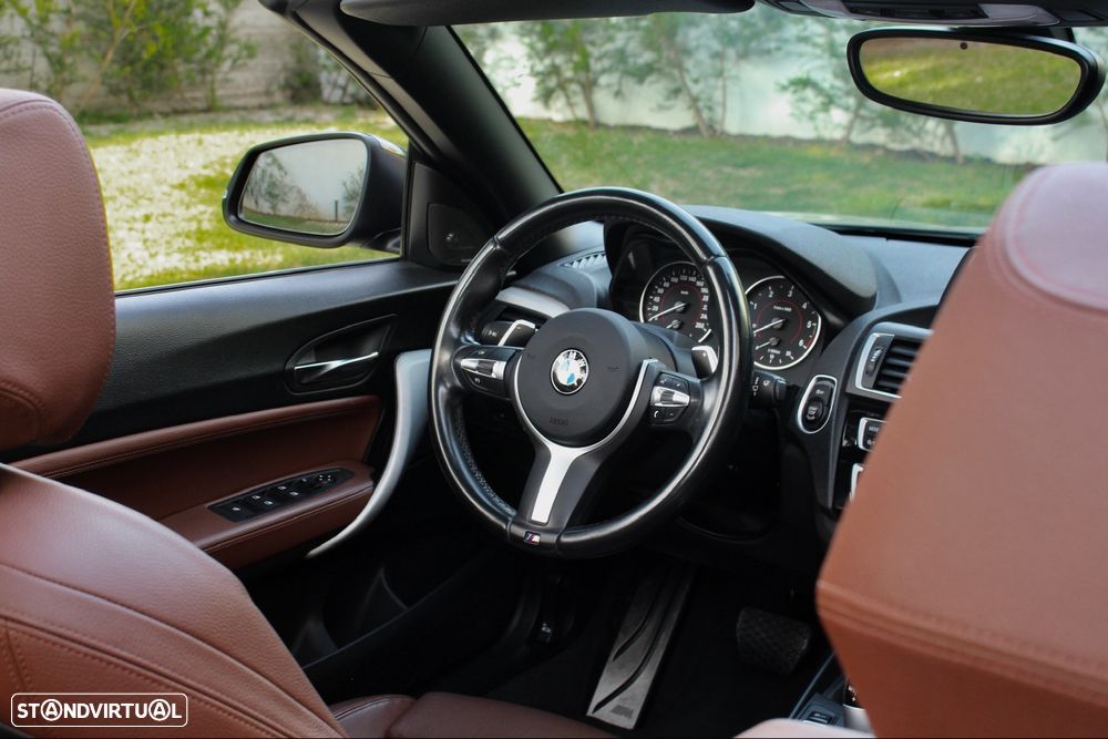 BMW 225 d Cabrio Pack M Auto - 52