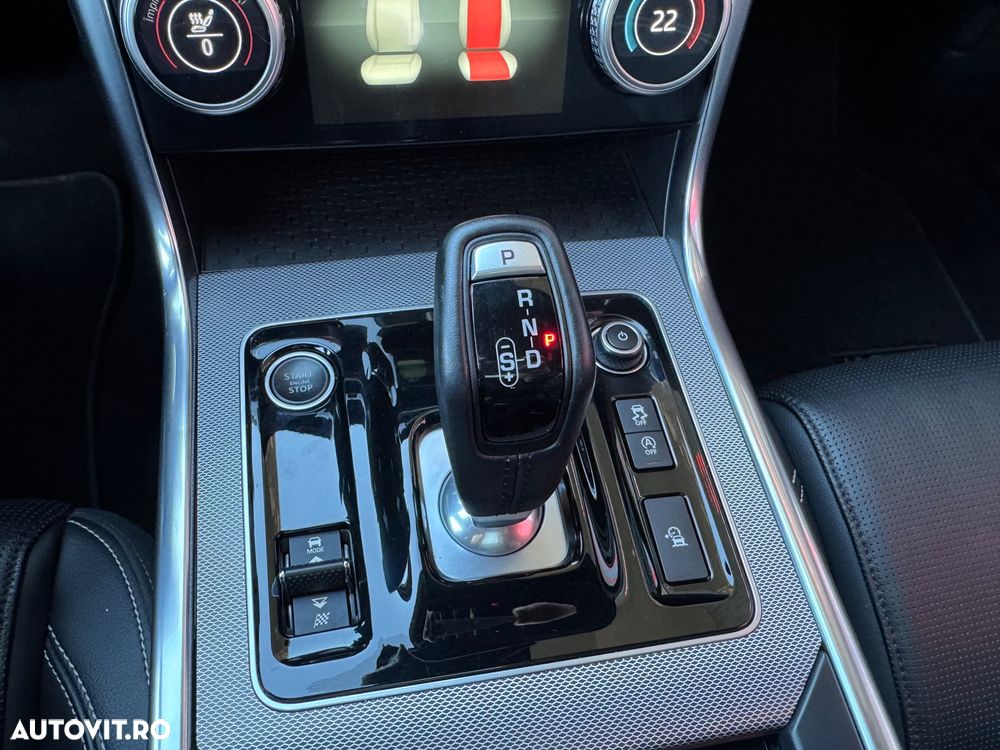 Jaguar E-Pace D180 AWD R-Dynamic S - 27