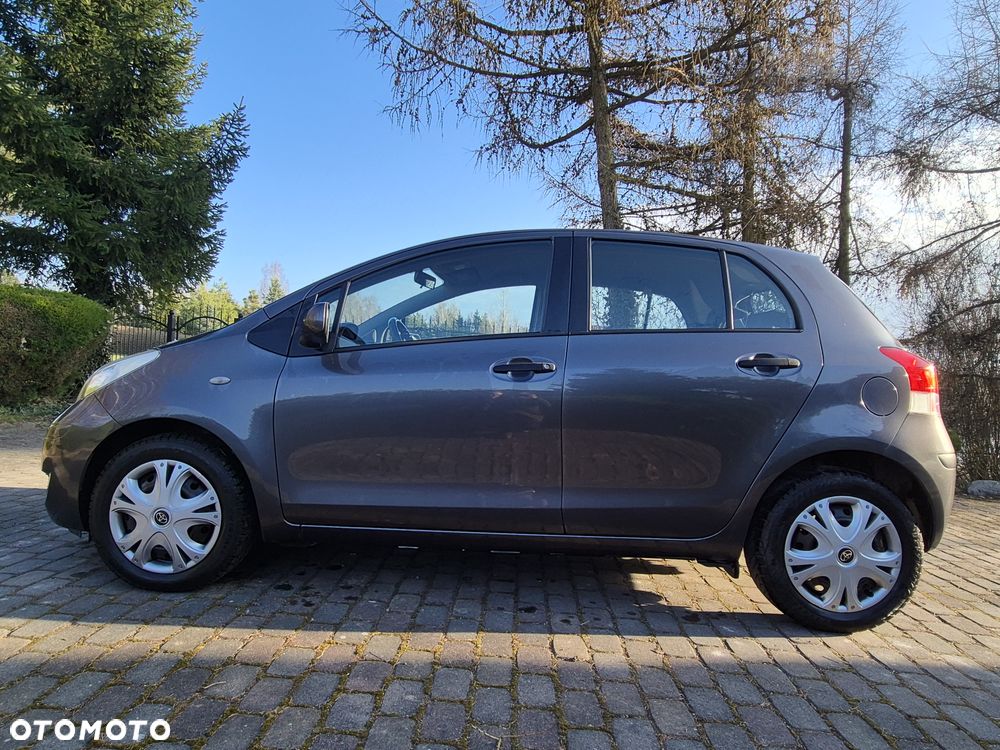 Toyota Yaris - 6