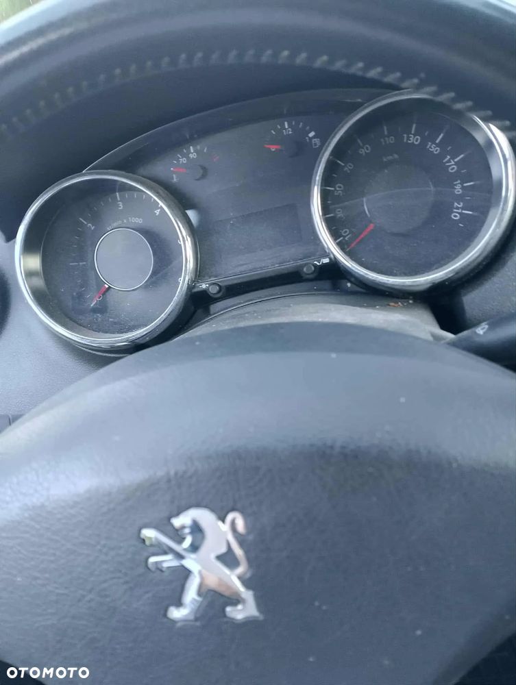 Peugeot 5008 1.6 BlueHDi Active 7os - 15